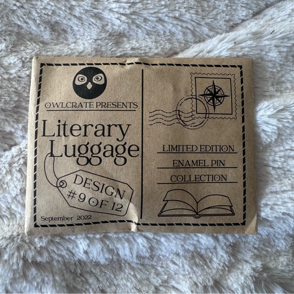 🦉 Literary Luggage An Ember In The Ashes Pin - Picture 3 of 3